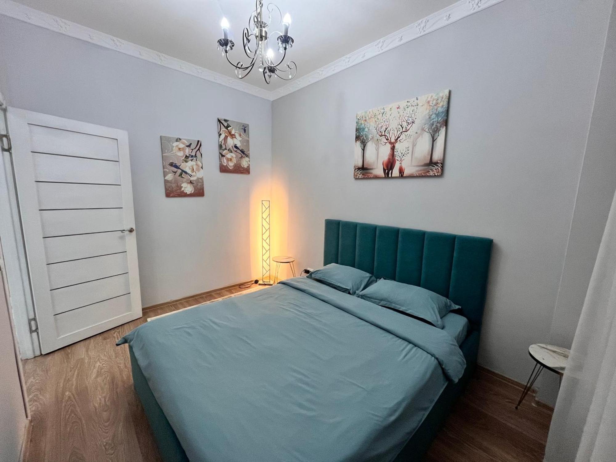Apartamento 2-Х Комнатная В Золотом Квадрате Almatý Exterior foto